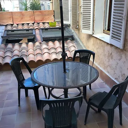 Apartment Cosy & Central 1 Bdr - 5 Min Walking To The Palais