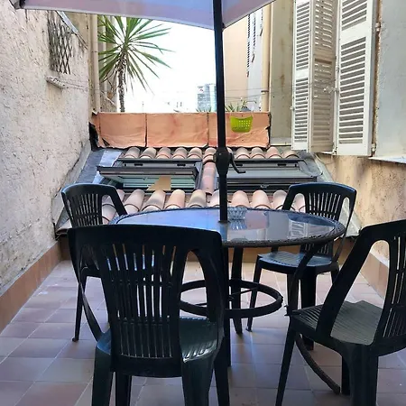 Cosy & Central 1 Bdr - 5 Min Walking To The Palais Apartment *